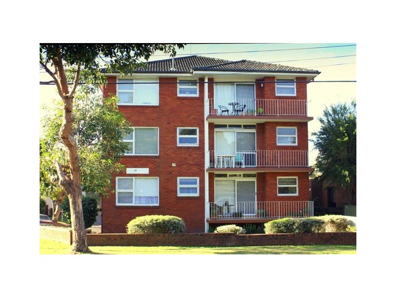 1/25 Tor Road, Dee Why NSW 2099