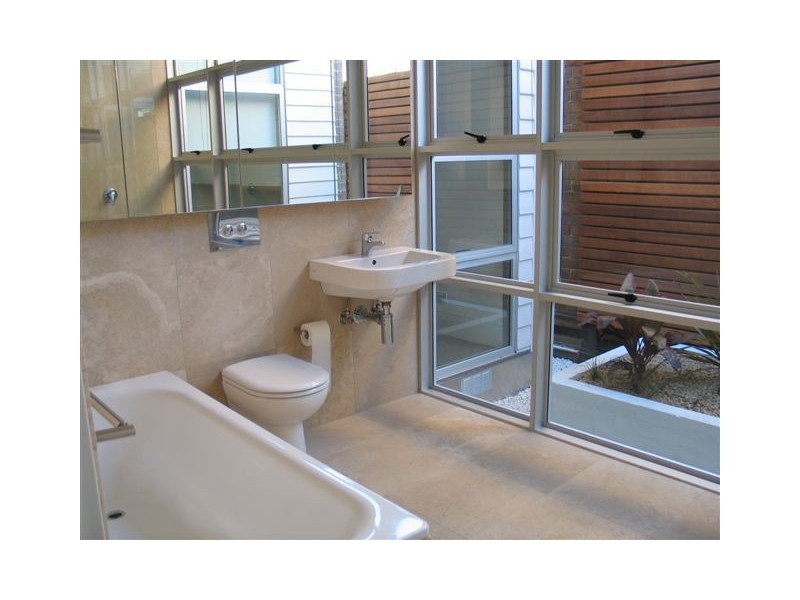 111 Holtermann Street, Crows Nest NSW 2065