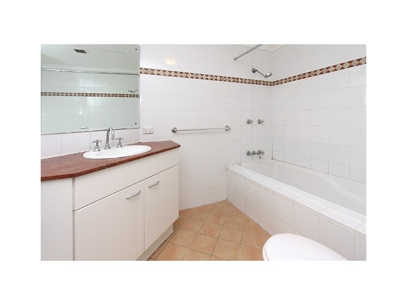 10/218-220 Pacific Highway, Greenwich NSW 2065