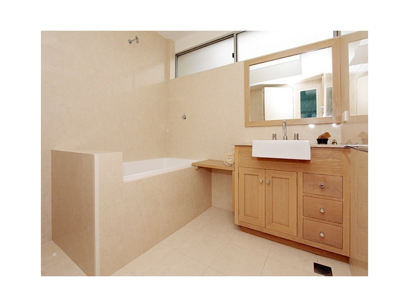 74 Upper Pitt St, Kirribilli NSW 2061