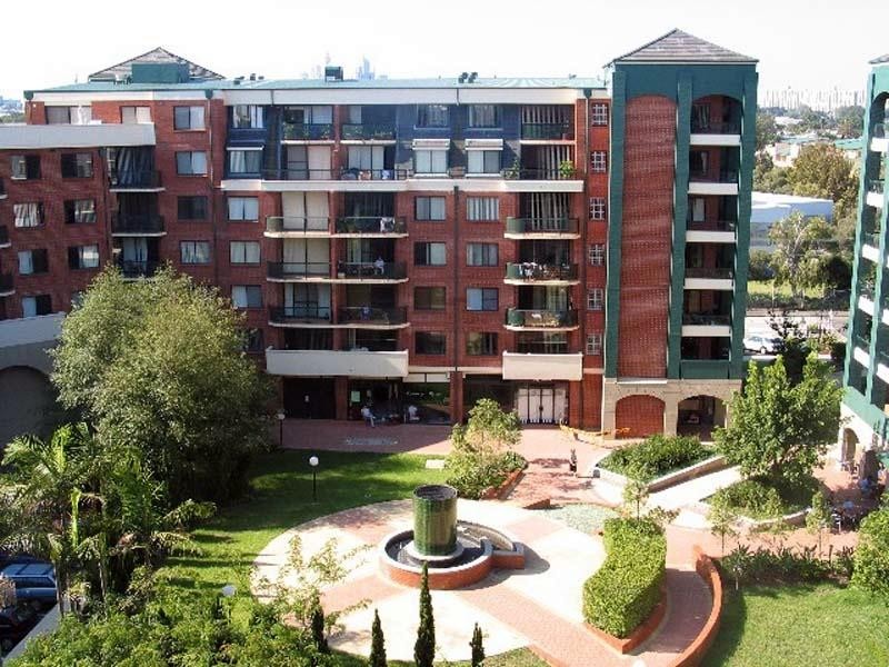 6706/177-219 Mitchell Road, Erskineville NSW 2043