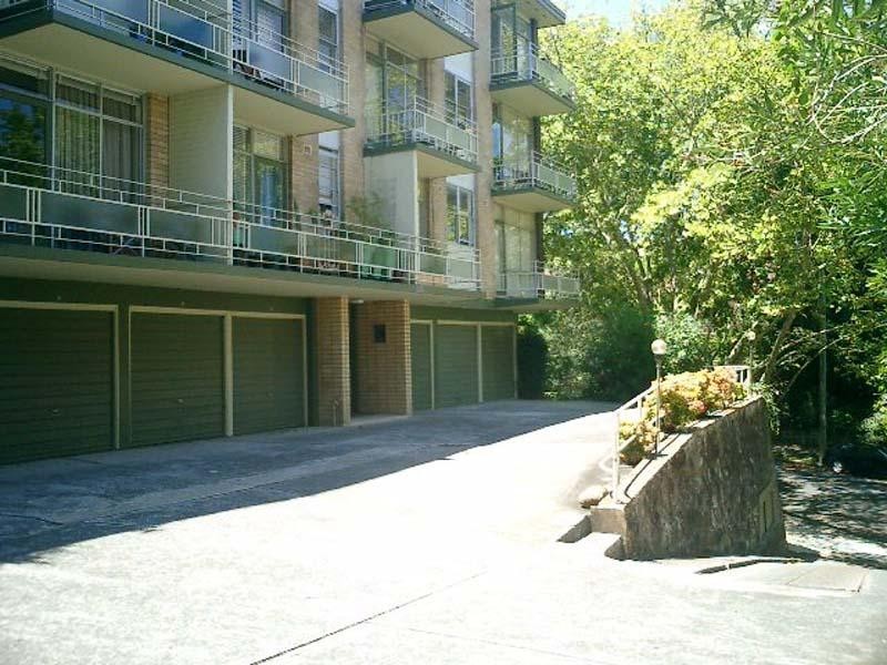 Hazelbank Avenue, Wollstonecraft NSW 2065