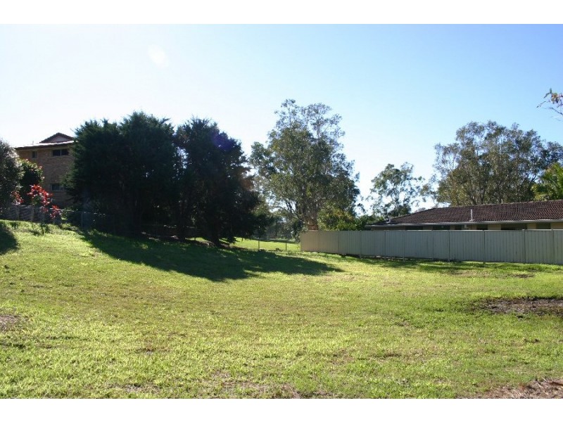 22 Kiah Close, Ocean Shores NSW 2483