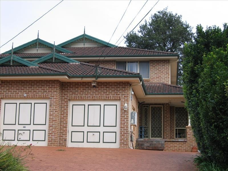 2/60 Abuklea Rd., Eastwood NSW 2122