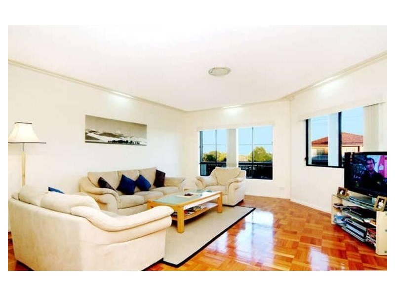 24  Kulgoa Avenue, Ryde NSW 2112