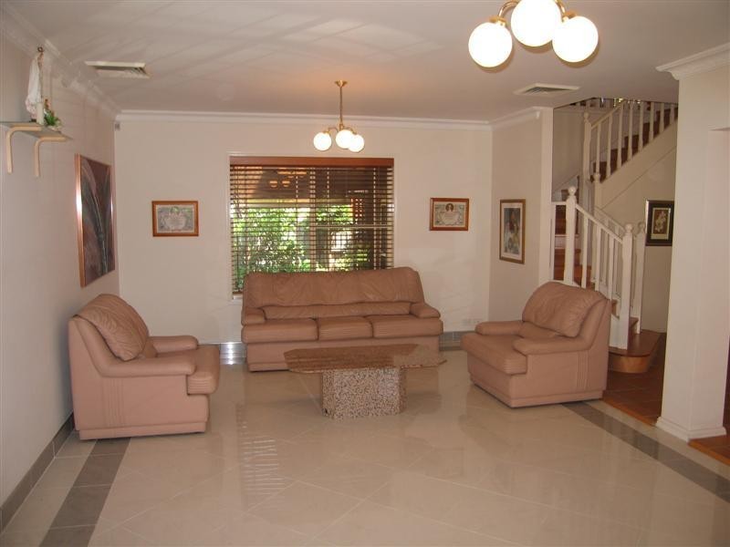 8 Sherwood Place, North Ryde NSW 2113