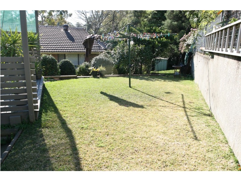 8 Vivyan Close, Denistone NSW 2114