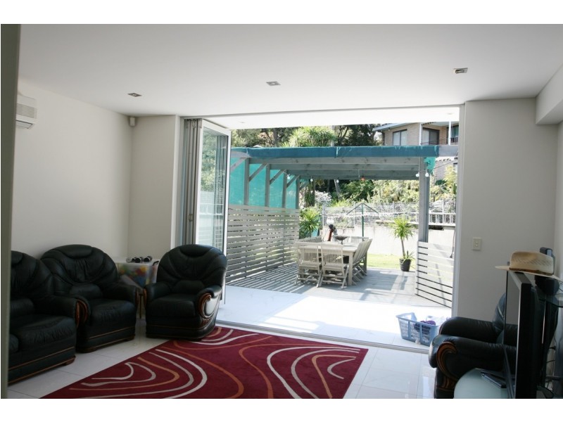 8 Vivyan Close, Denistone NSW 2114