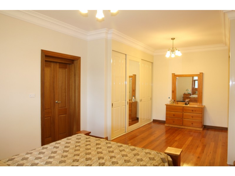 32 Eastwood Ave, Eastwood NSW 2122