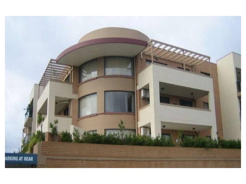 2 Amy St, Regents Park NSW 2143