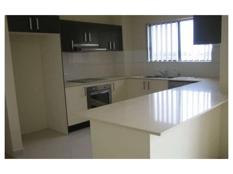 2 Amy St, Regents Park NSW 2143