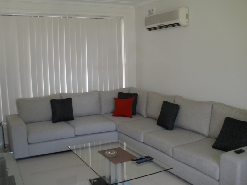 2 Hanbury Street, Greystanes NSW 2145