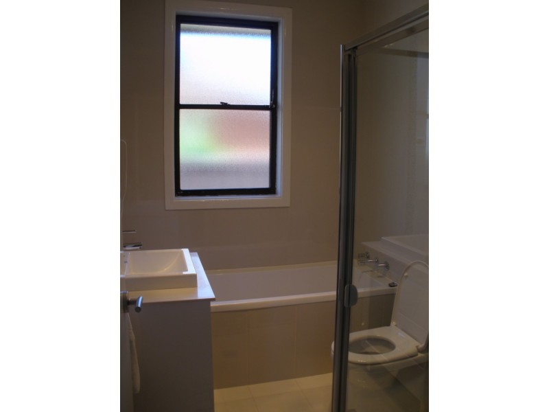 2 Hanbury Street, Greystanes NSW 2145