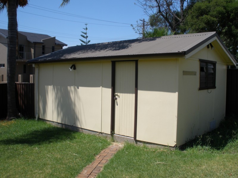 2 Hanbury Street, Greystanes NSW 2145