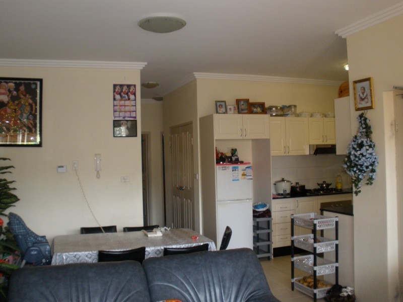 2/51 Cross Street, Guildford NSW 2161