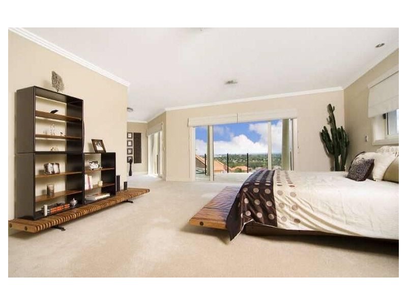 18 Glenshee Place, Glenhaven NSW 2156