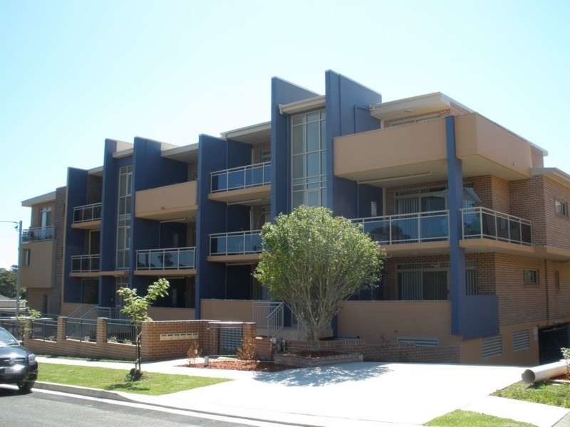 1/64-68 Cardigan Street, Guildford NSW 2161