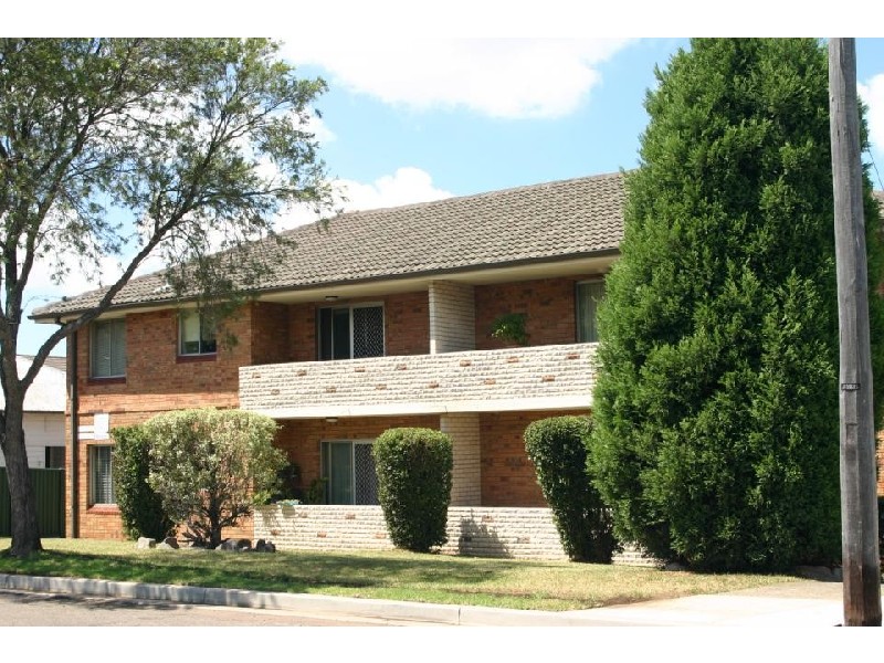 8/58 Myers Street, Roselands NSW 2196