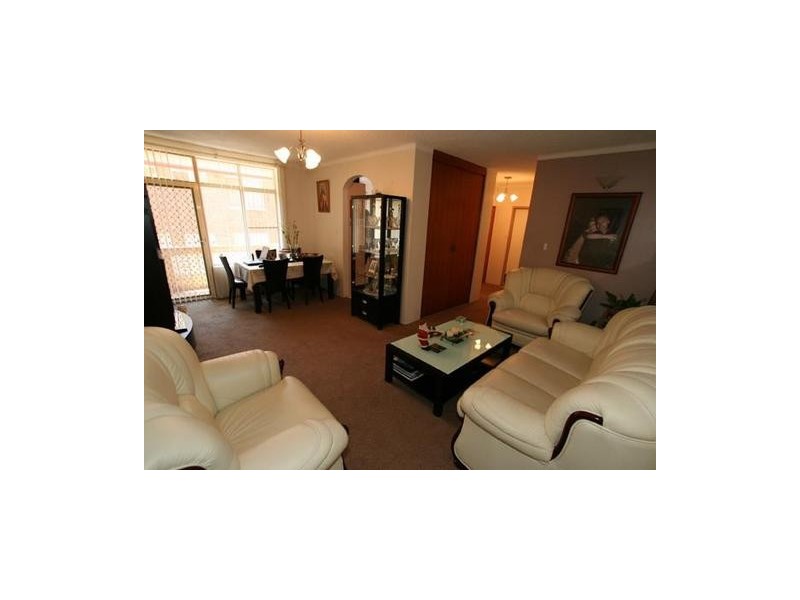 10/25 Phillip Street, Roselands NSW 2196