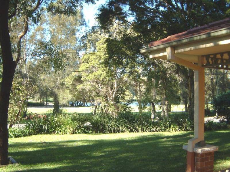 12 Cabbage Tree Rd, Bayview NSW 2104