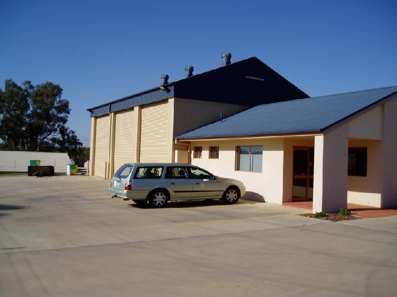 91 Catherine Crescent, Albury NSW 2640