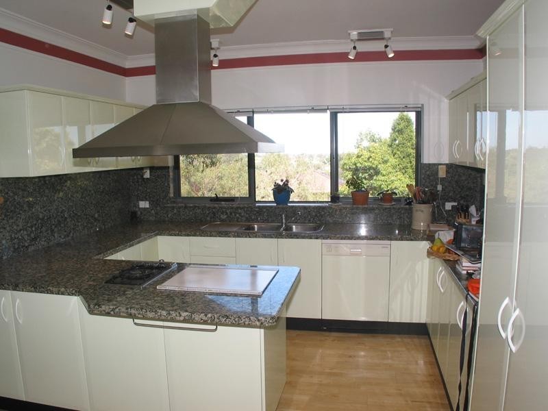 37 Townsend Avenue, Frenchs Forest NSW 2086