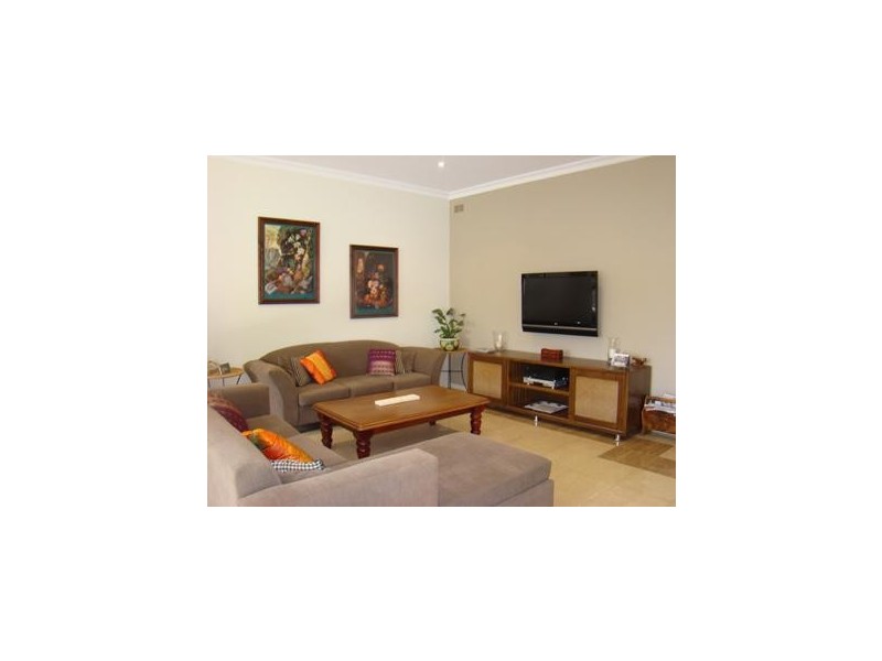 16 Woorarra Avenue, North Narrabeen NSW 2101