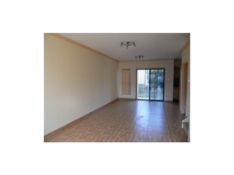 1/10A Paisley Lane, Croydon NSW 2132