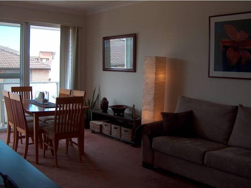 6/14 Regent Street, Dee Why NSW 2099