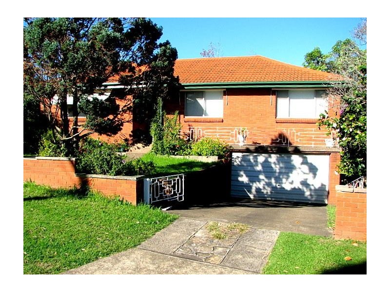 12 Warwick Parade, Castle Hill NSW 2154