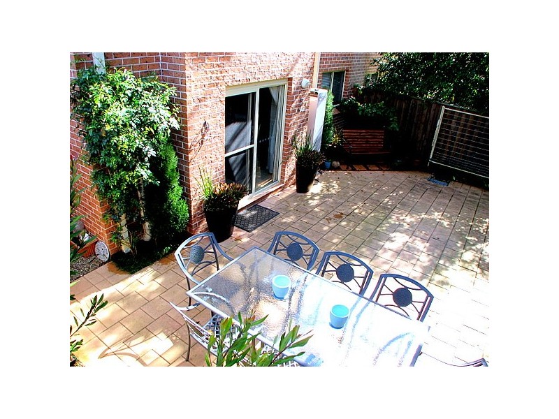 1/291 North Rocks Road  –     Mid $400,s Neg., North Rocks NSW 2151