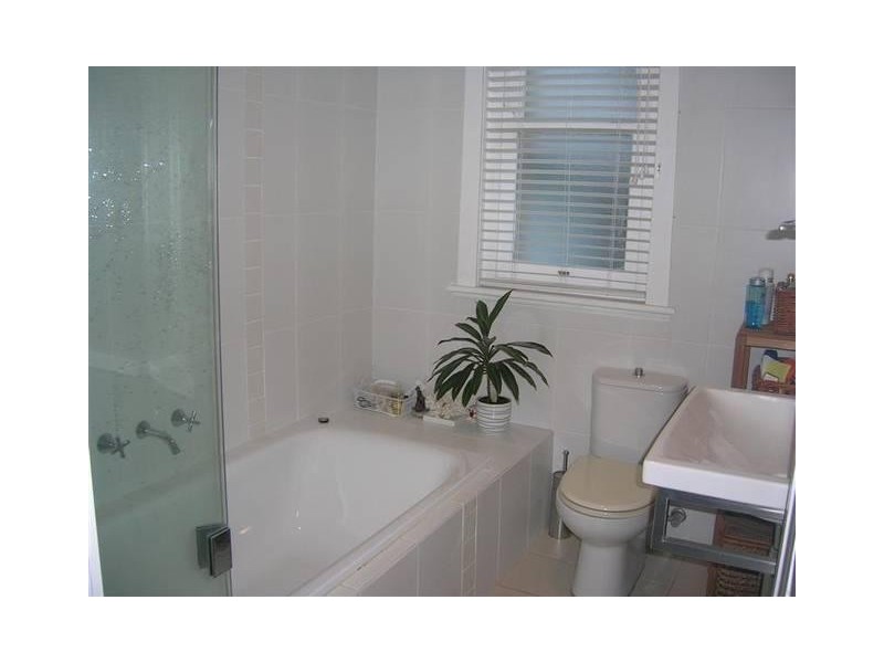 5 Bangalla St, Concord West NSW 2138