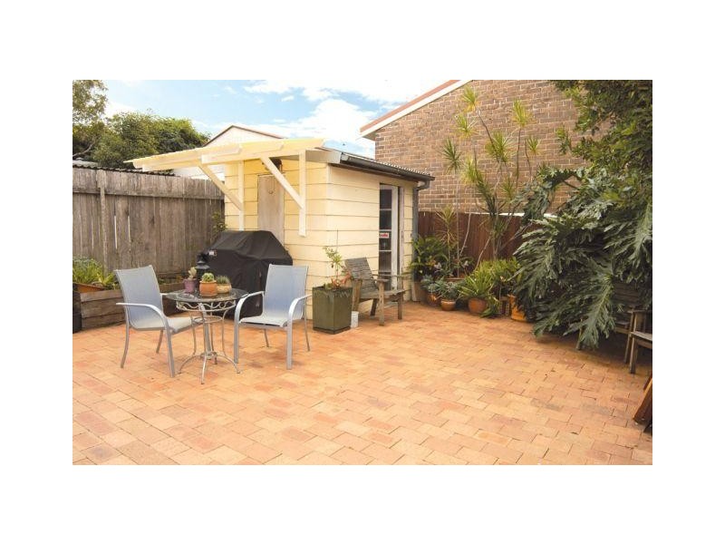 Russell Lea NSW 2046