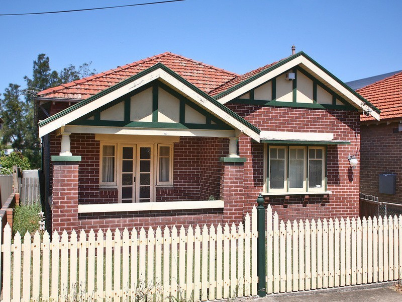 16 Regatta Rd, Canada Bay NSW 2046