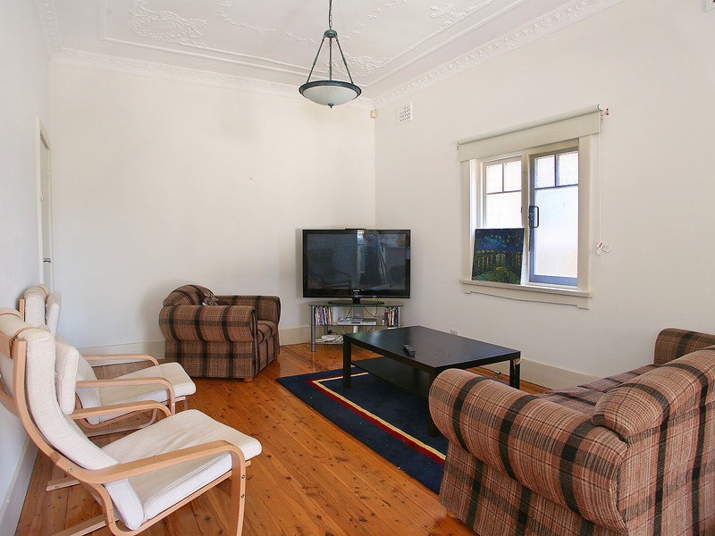 16 Regatta Rd, Canada Bay NSW 2046