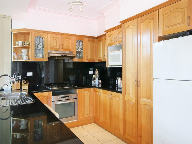 8 Alexandra St, Ashfield NSW 2131