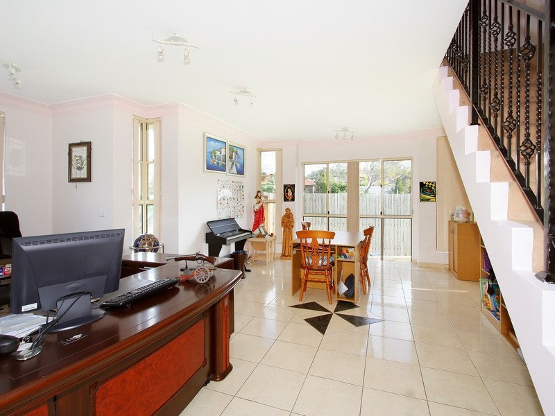 8 Alexandra St, Ashfield NSW 2131