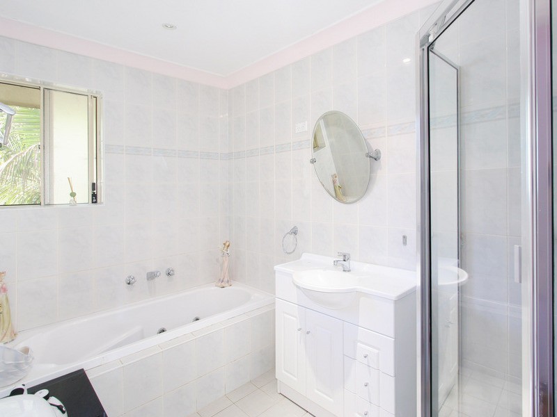 8 Alexandra St, Ashfield NSW 2131