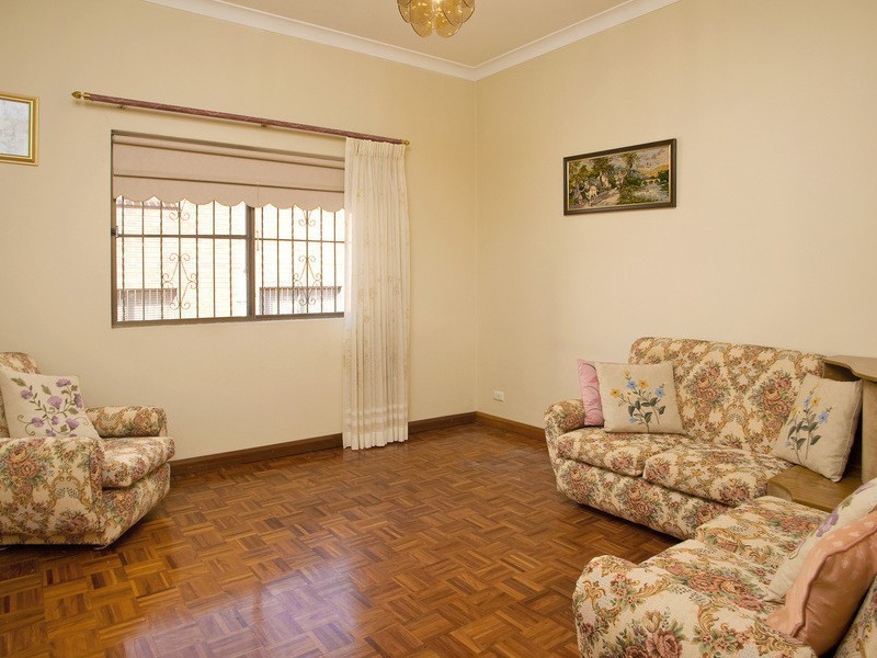 40 Harrabrook Ave, Five Dock NSW 2046