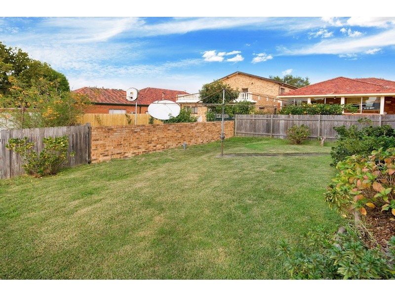 26 Barnstaple Rd, Rodd Point NSW 2046
