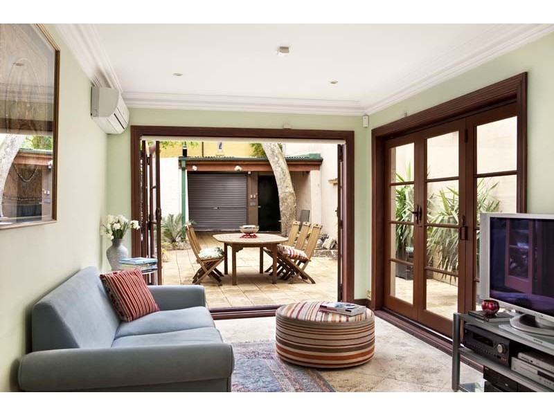 10 Moore Park Road (enter via Josephson St), Paddington NSW 2021