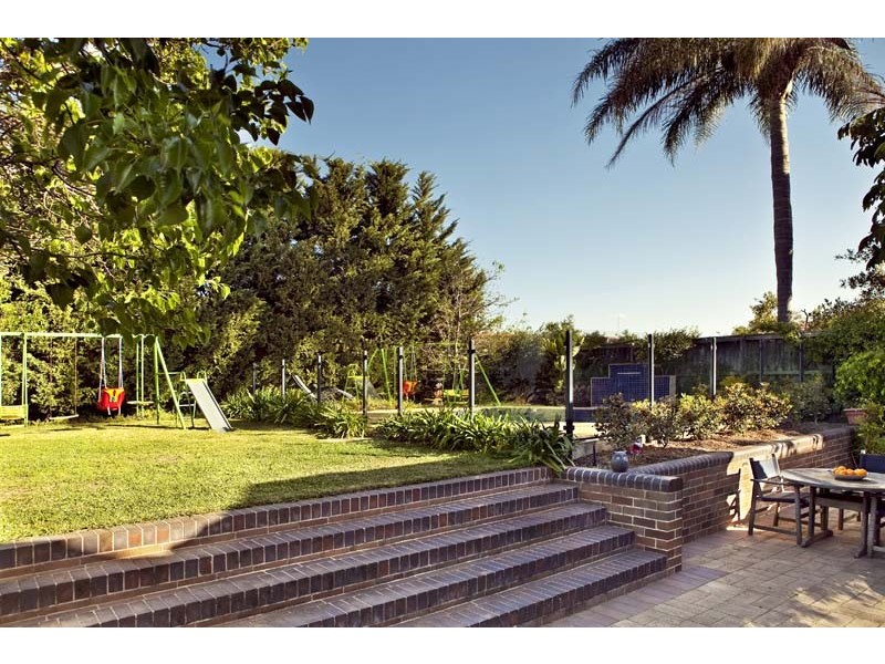 17 Winkurra Street (enter off Milroy Ave), Kensington NSW 2033