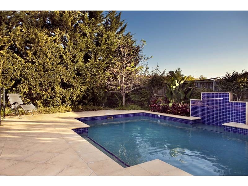 17 Winkurra Street (enter off Milroy Ave), Kensington NSW 2033