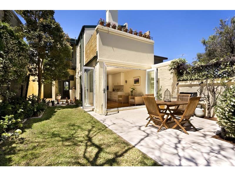 69 Ruthven Street, Bondi Junction NSW 2022