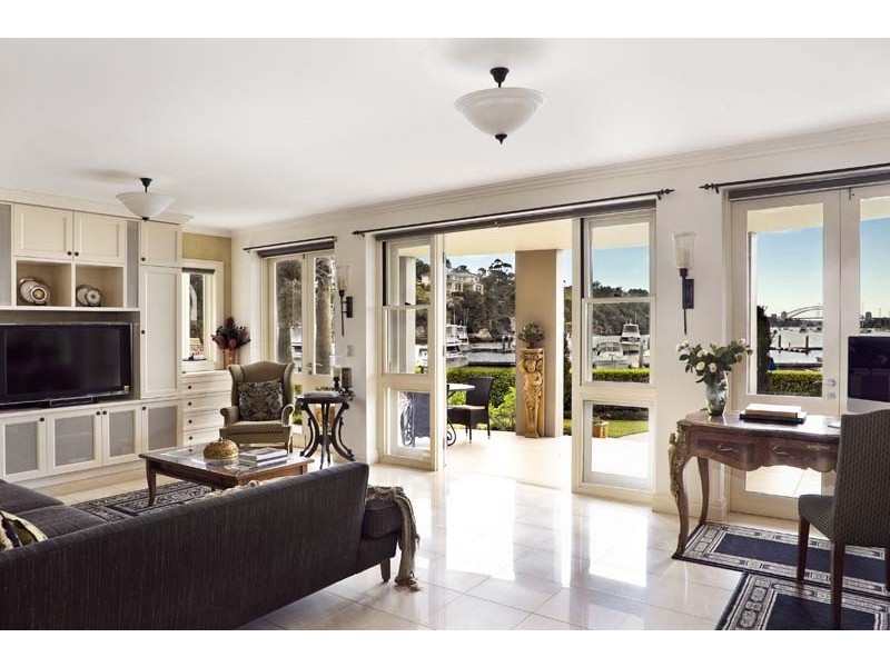 16/2-10 Le Vesinet Drive, Hunters Hill NSW 2110