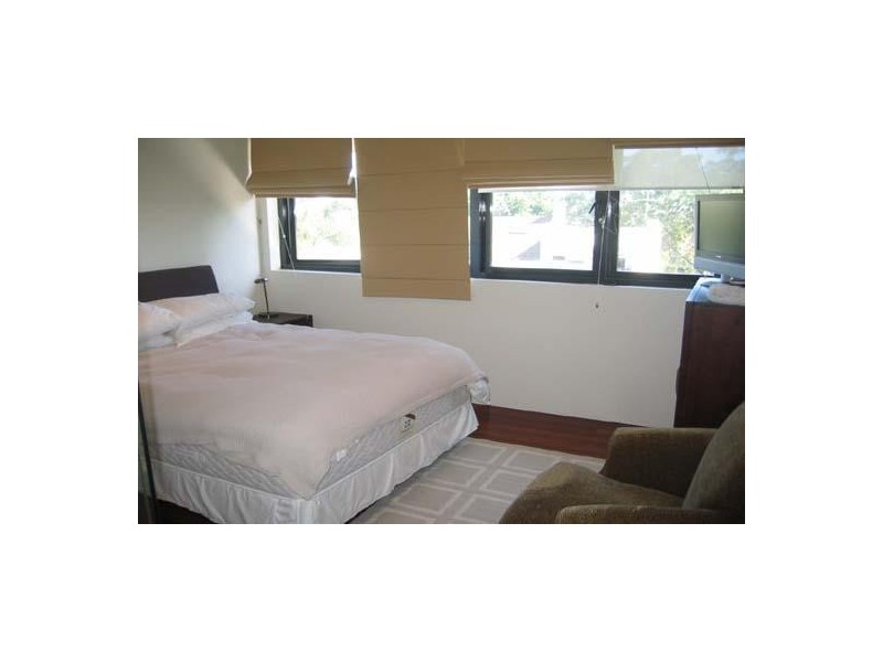 32/13 Oatley Road (enter via Oxford St), Paddington NSW 2021