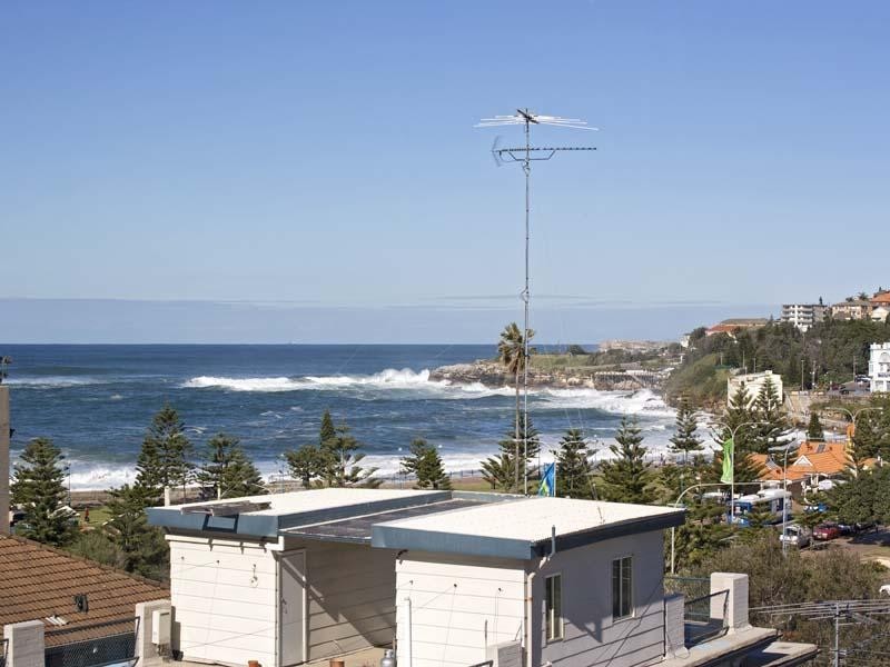 ‘The Luxemburg’ Bream Street, Coogee NSW 2034