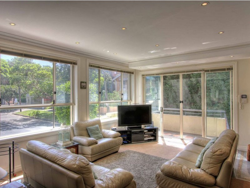 Fernleigh Avenue, Rose Bay NSW 2029
