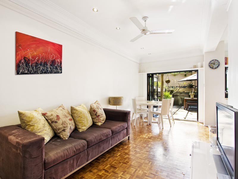 5/6 Royston Street (enter via Craigend St), Darlinghurst NSW 2010