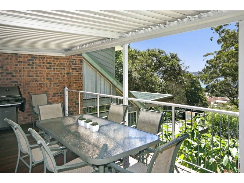 2/27B Ascot Av, Avoca Beach NSW 2251